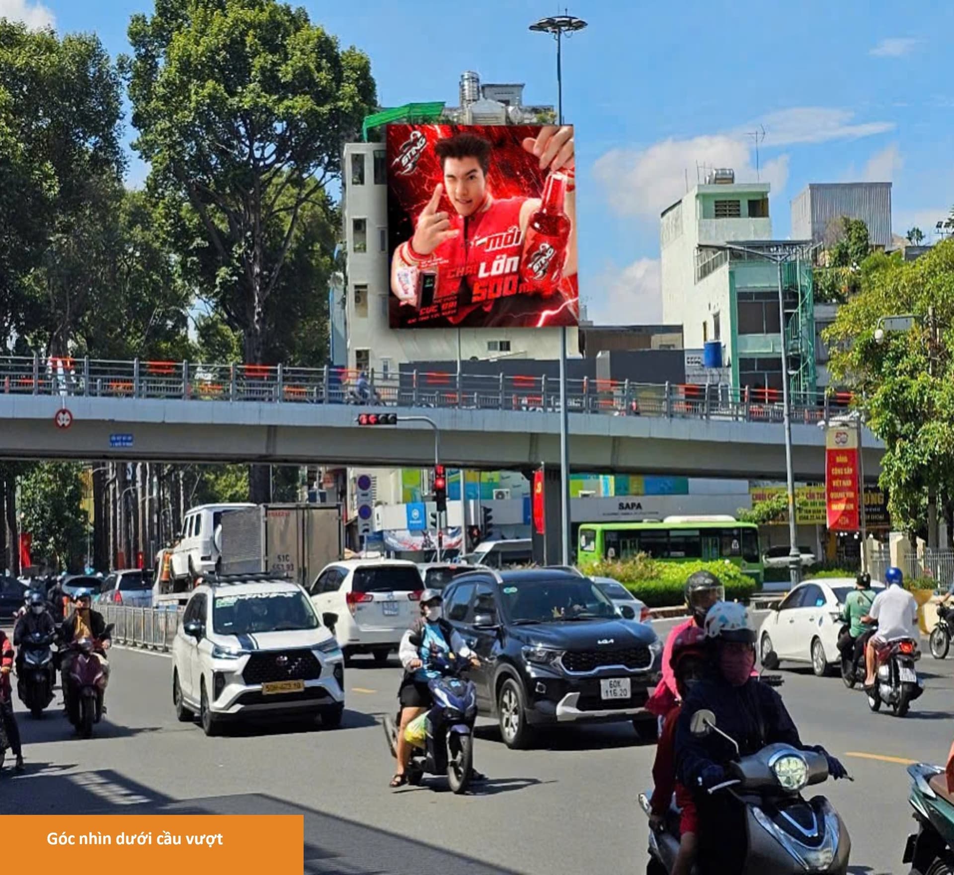 Cầu vượt 3 tháng 2