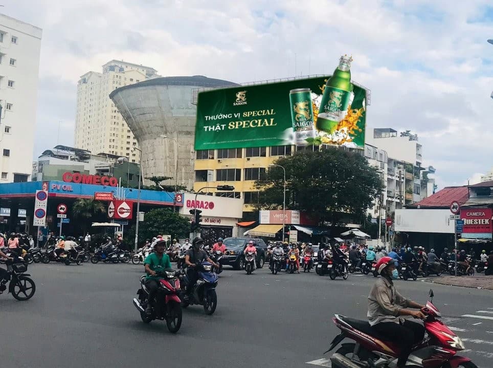 3 tháng 2 & Lê Đại Hành