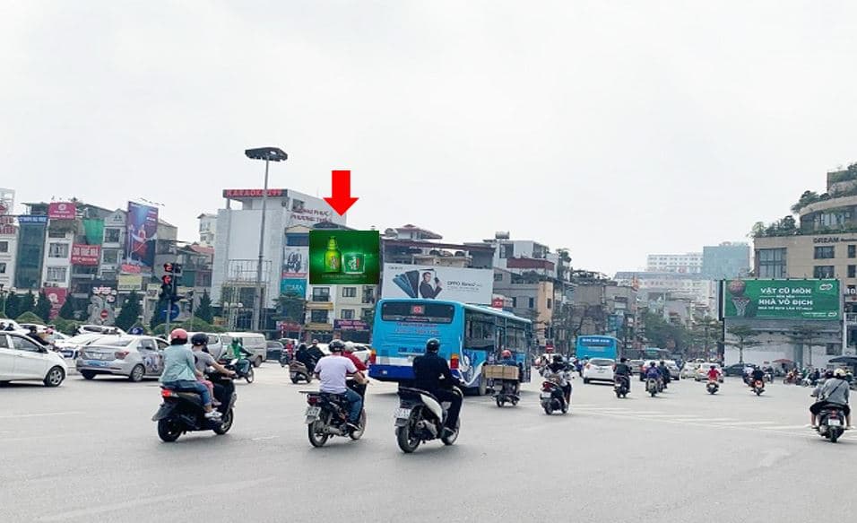 305 Xã Đàn - ngã 7 Ô Chợ Dừa – Hà Nội