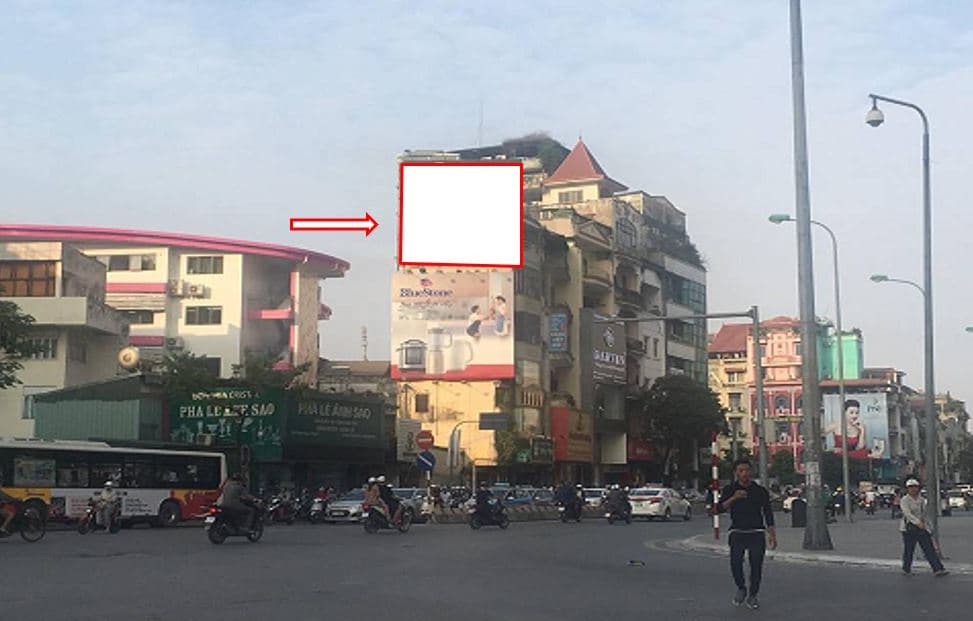 100 Phạm Ngọc Thạch – Ngã 4 Chùa Bộc - Vincom