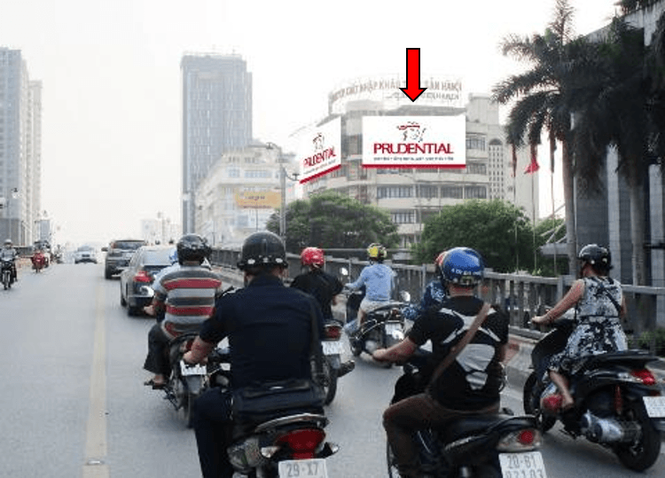 Ngã 4 Thái Hà, Huỳnh Thúc Kháng, (Hướng từ Láng Hạ - Lê Văn Lương)