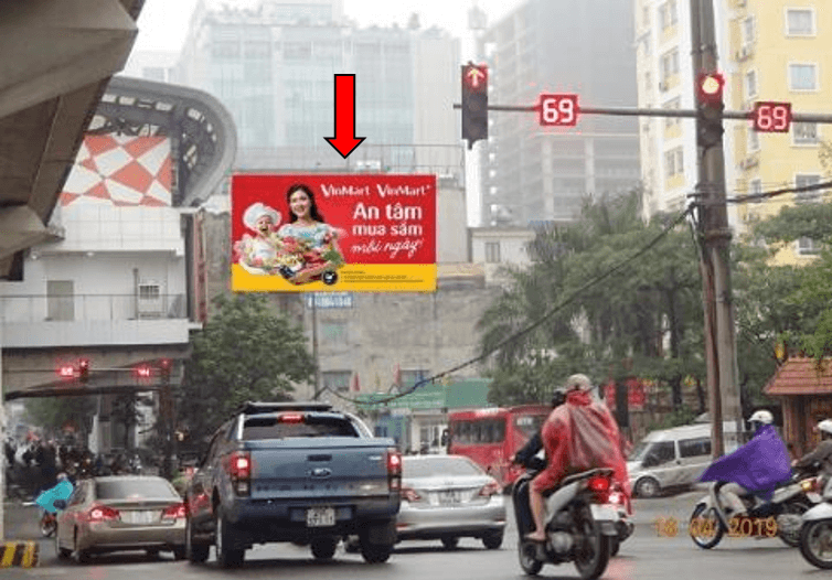 Ngã 4 Xã Đàn, Đê La Thành
