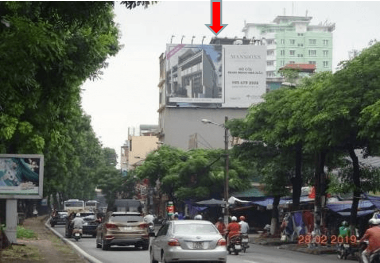 Cạnh Chợ Láng Hạ, Đống Đa