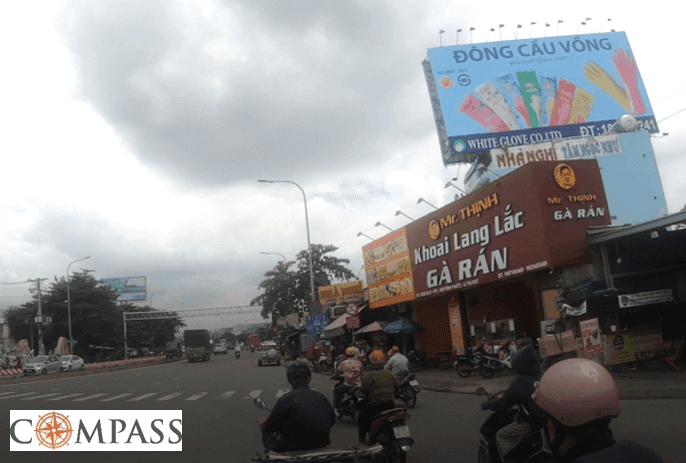 [Compass khảo sát] QL13 B14. Trụ ngã tư Bình Phước, cửa hàng Nón Sơn