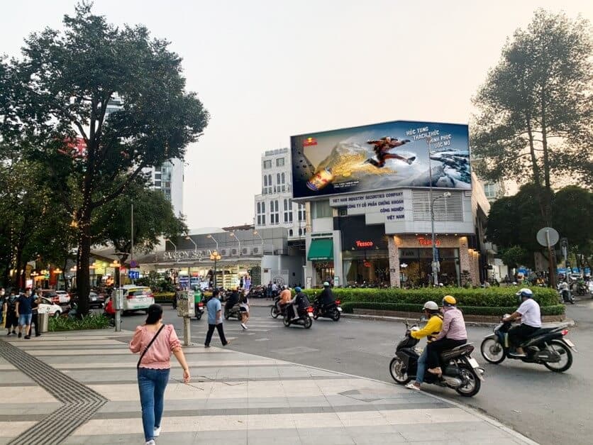 Ngã tư Lê Lợi - Nam Kỳ Khởi Nghĩa