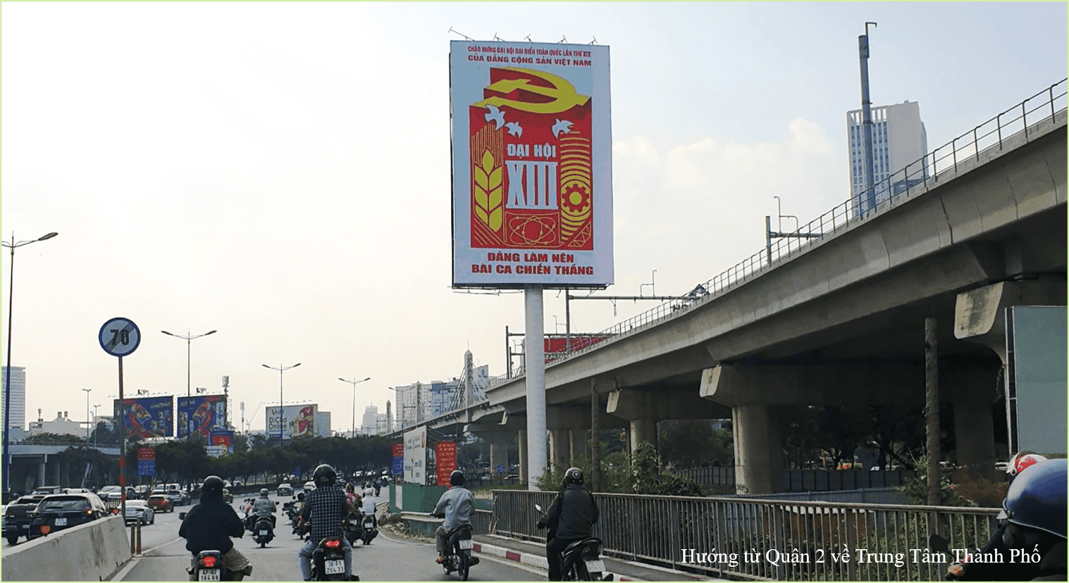 Chân cầu Sài Gòn