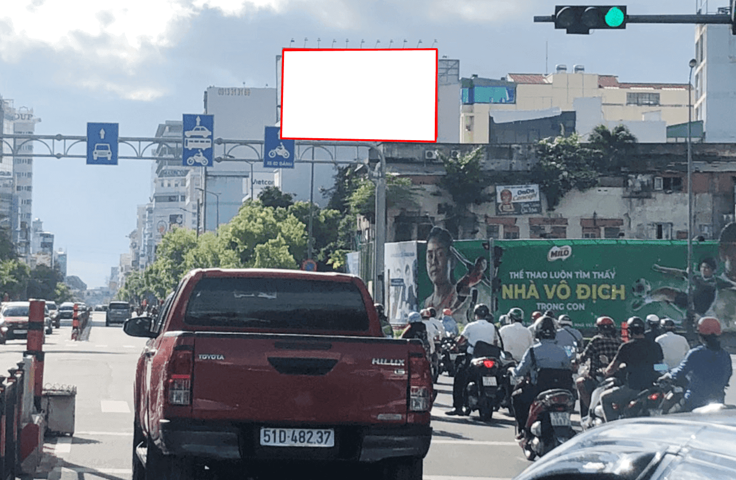 Ngã 4 Nguyễn Văn Trỗi -  Trần Huy Liệu