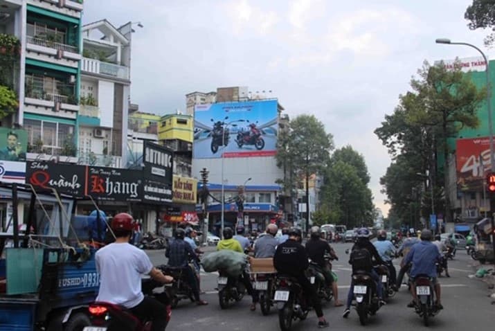 Ngã 5 Nguyễn Trãi - Trần Phú