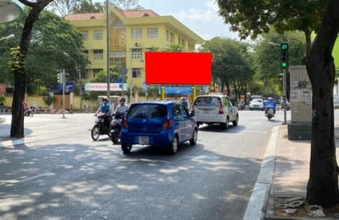 Trung tâm thể dục thể thao Hoa Lư
