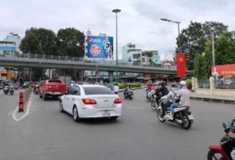 Ngã tư Nguyễn Tri Phương - 3 Tháng 2