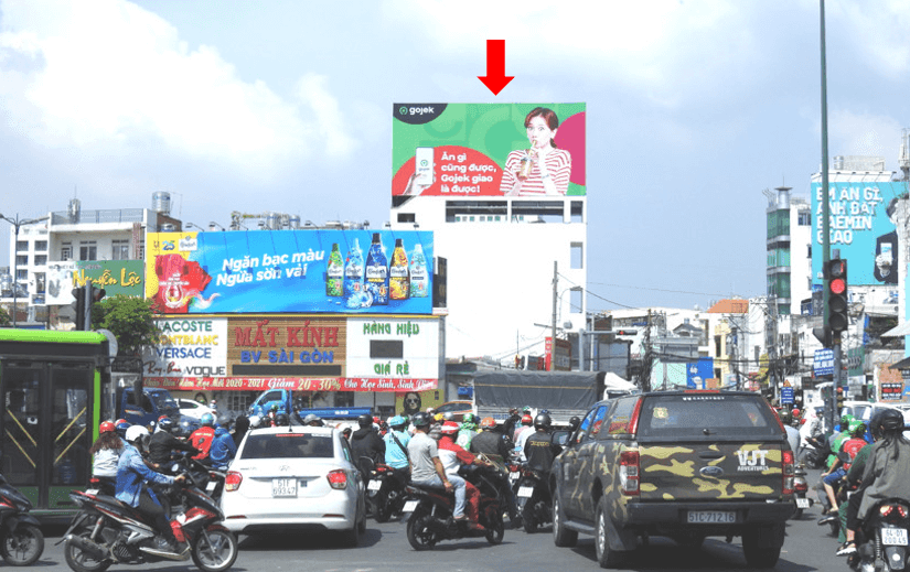 Vòng xoay Lê Quang Định - Phạm Văn Đồng