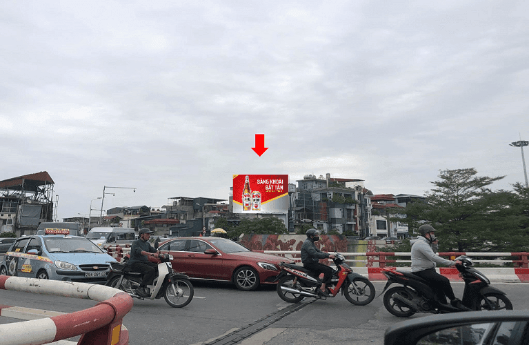 Vòng xoay cầu Chương Dương 