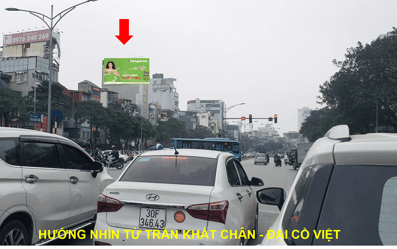 Gần cầu vượt Lò Đúc