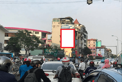 Ngã 4 Chùa Bộc - Vincom
