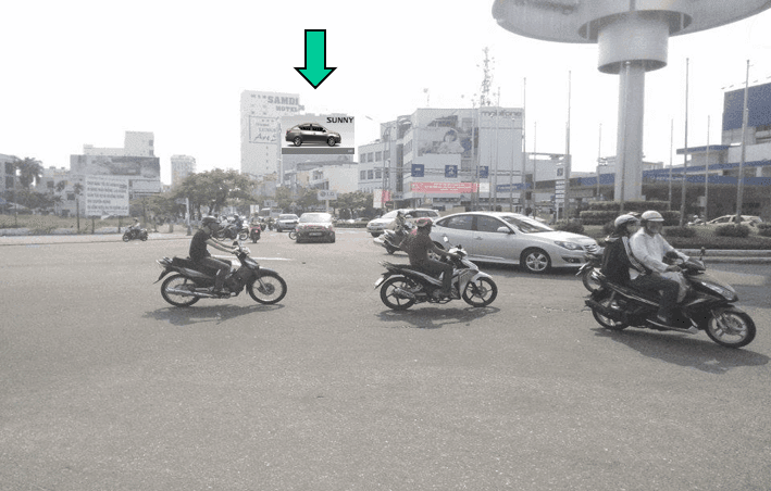 Ngã tư Nguyễn Văn Linh - Nguyễn Tri Phương