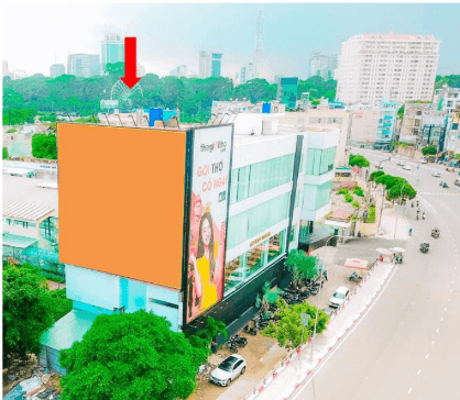 "BB 12B Nguyễn Hữu Cảnh Hướng nhìn từ chân cầu Thủ Thiêm"